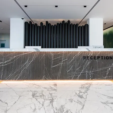 Moncafe Boutique & Tirana