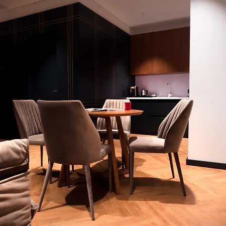 Hotel Moncafe Boutique & Tirana