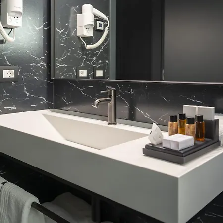 Hotel Moncafe Boutique & Tirana