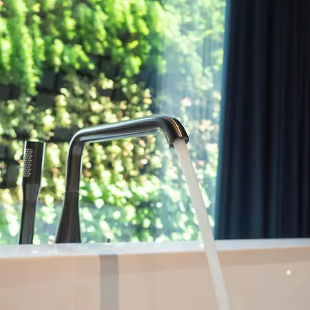 Hotel Moncafe Boutique & 4*