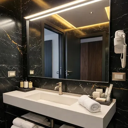 Hotell Gondola & Tirana