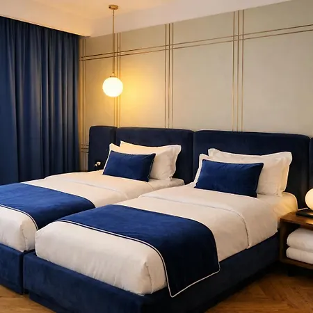 Gondola & Hotell 4*