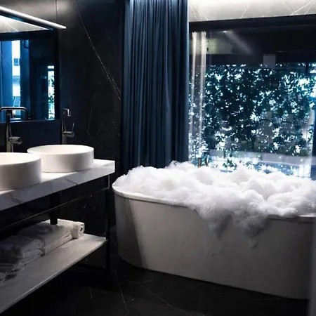 Hotell Gondola & Tirana
