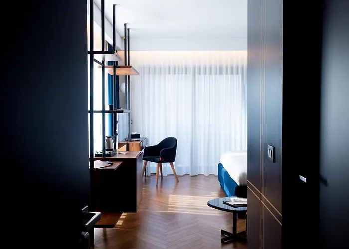 Gondola Hotel&spa 4* Tirana