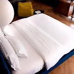 Otel Gondola & 4*