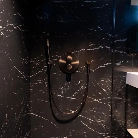 Hotel Moncafe Boutique & Tirana