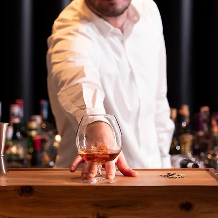 Moncafe Boutique & 4* Tirana